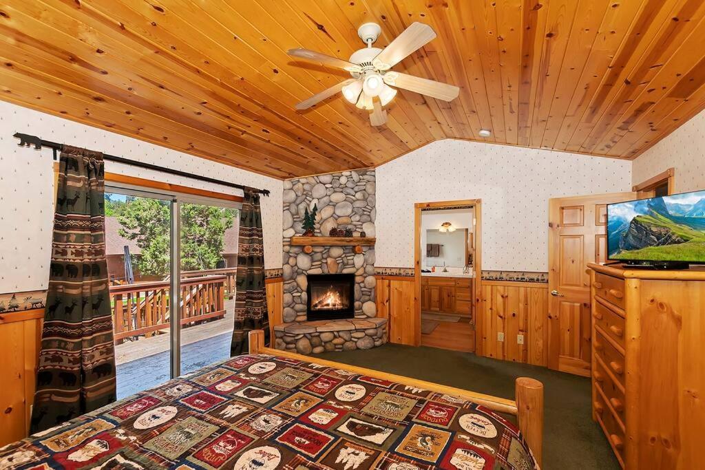 Teakwood - 3-Br Spa, Fire Pit, Quiet, Ac, Centrally Located Villa Big Bear Lake Eksteriør bilde