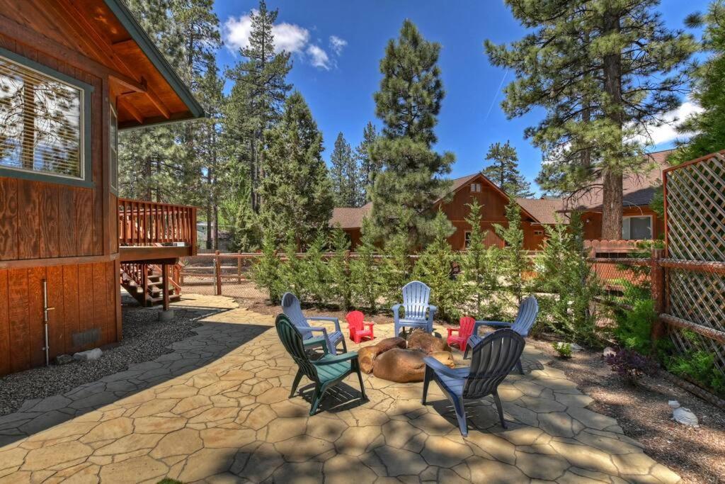 Teakwood - 3-Br Spa, Fire Pit, Quiet, Ac, Centrally Located Villa Big Bear Lake Eksteriør bilde